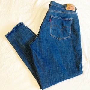 Levi jeans